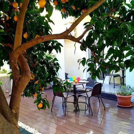 Sunny Orange Garden Apartment In Central Lisboa Εξωτερικό φωτογραφία