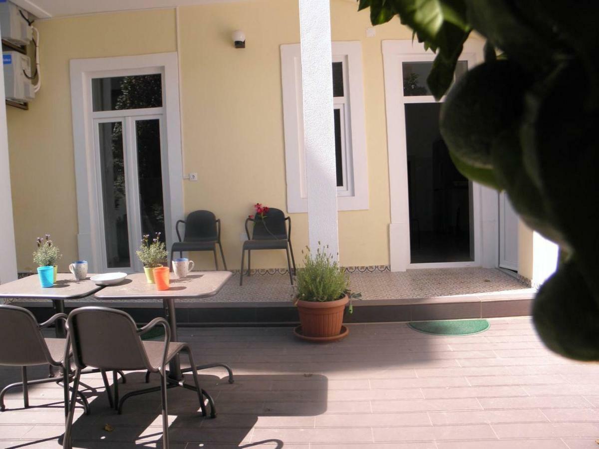Sunny Orange Garden Apartment In Central Lisboa Εξωτερικό φωτογραφία